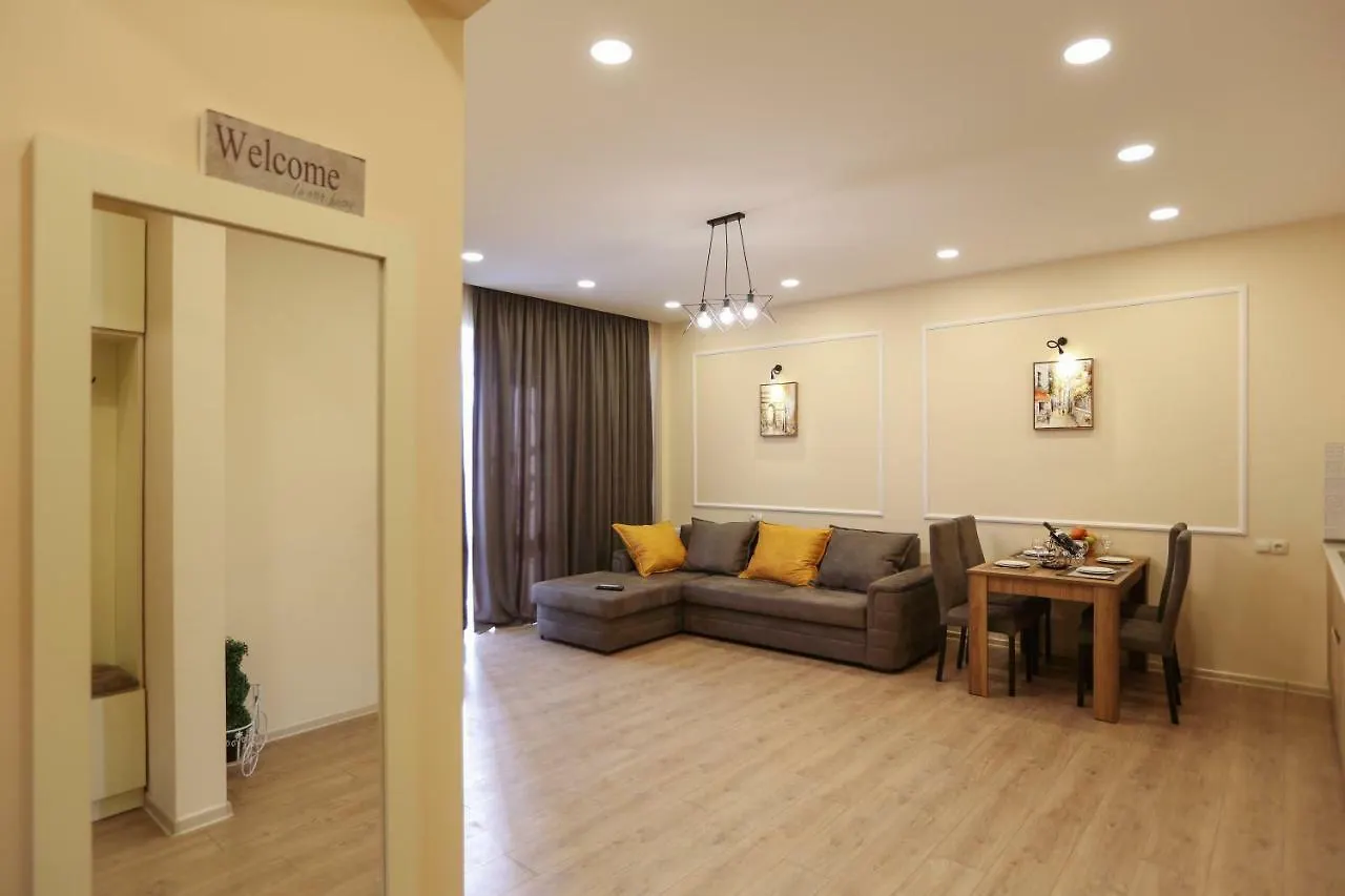 Cozy Apartments In Old Tbilisi 0*,