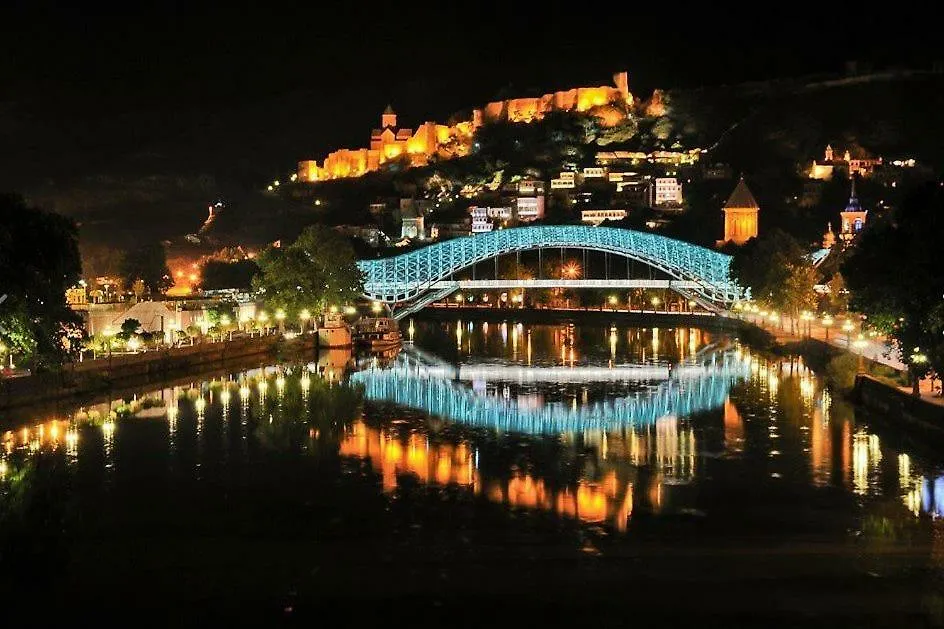 Cozy Apartments In Old Tbilisi